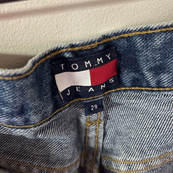 Vintage Tommy Jeans ๐ ๐จ๐ฆ - Picture 3 of 8